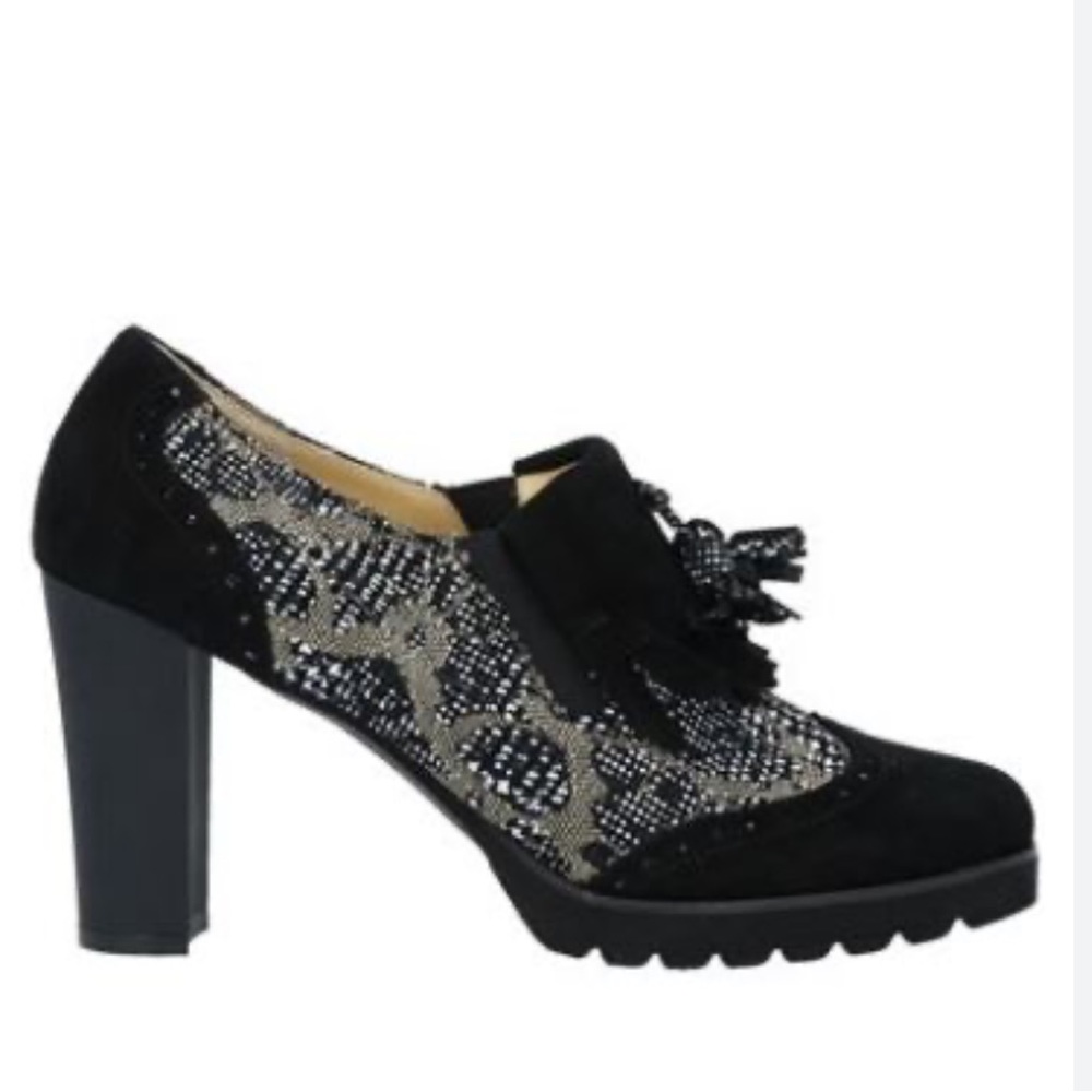 Brunate Italy heels loafers lightweight kitties tassel glitter boucle fits 7.5-8